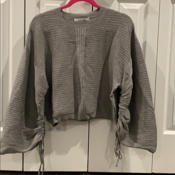 Cropped Ribbed Drawstring Sweater - Picture 7 of 7